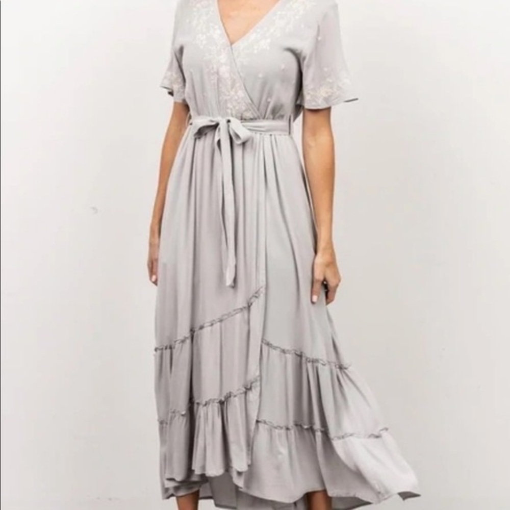 Baltic Born Macey Embroidered Midi Dress | Gray - 3XL